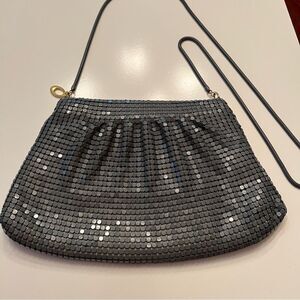 Grey Metal Mesh Evening Bag w/metal handle EYE CATCHIING! Satin interior